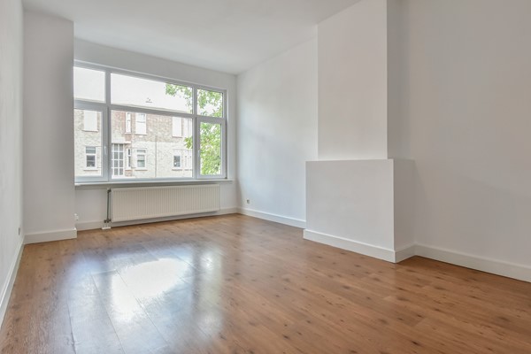 Medium property photo - Jan van Beersstraat 142, 2523 KA Den Haag